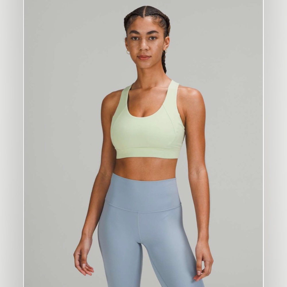 Lululemon Free to Be Elevated Bra in Creamy Mint Size 6